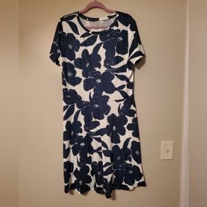 Huhot dress (from Amazon), size 2XL, navy blue flower print.